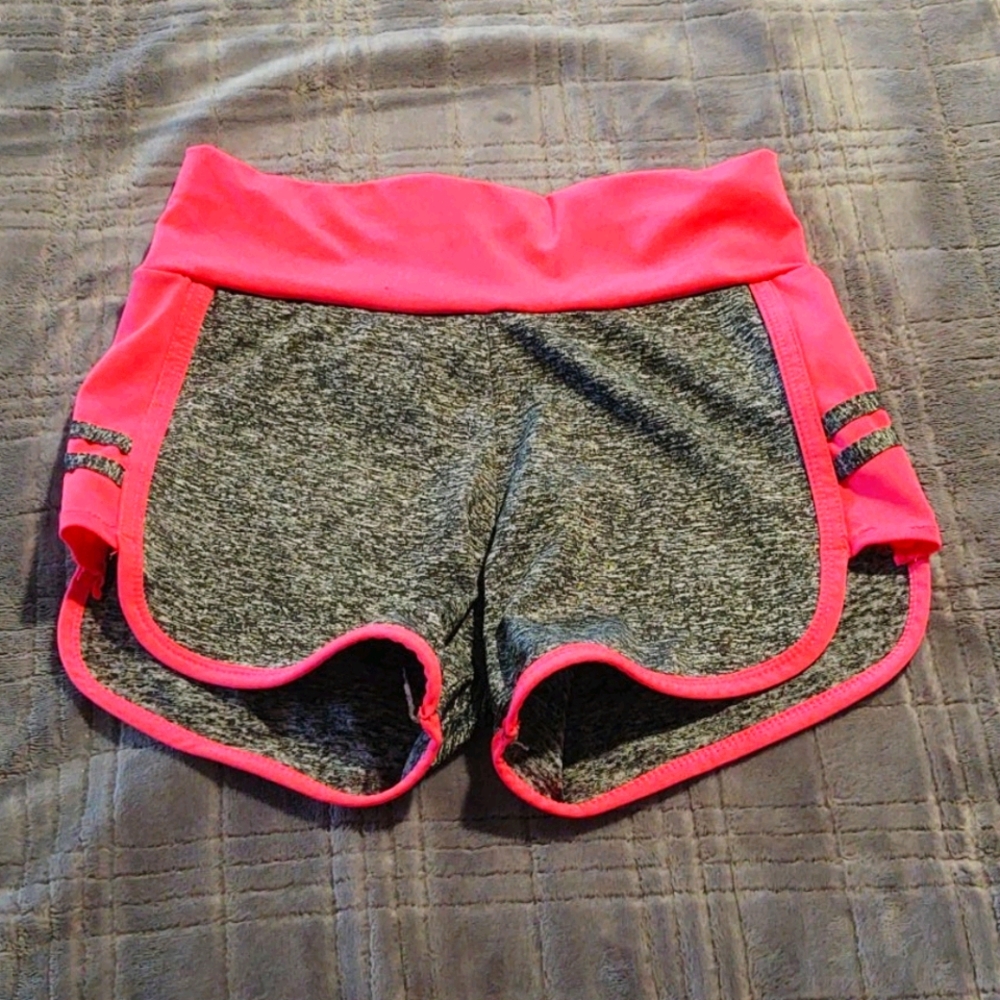 Running shorts